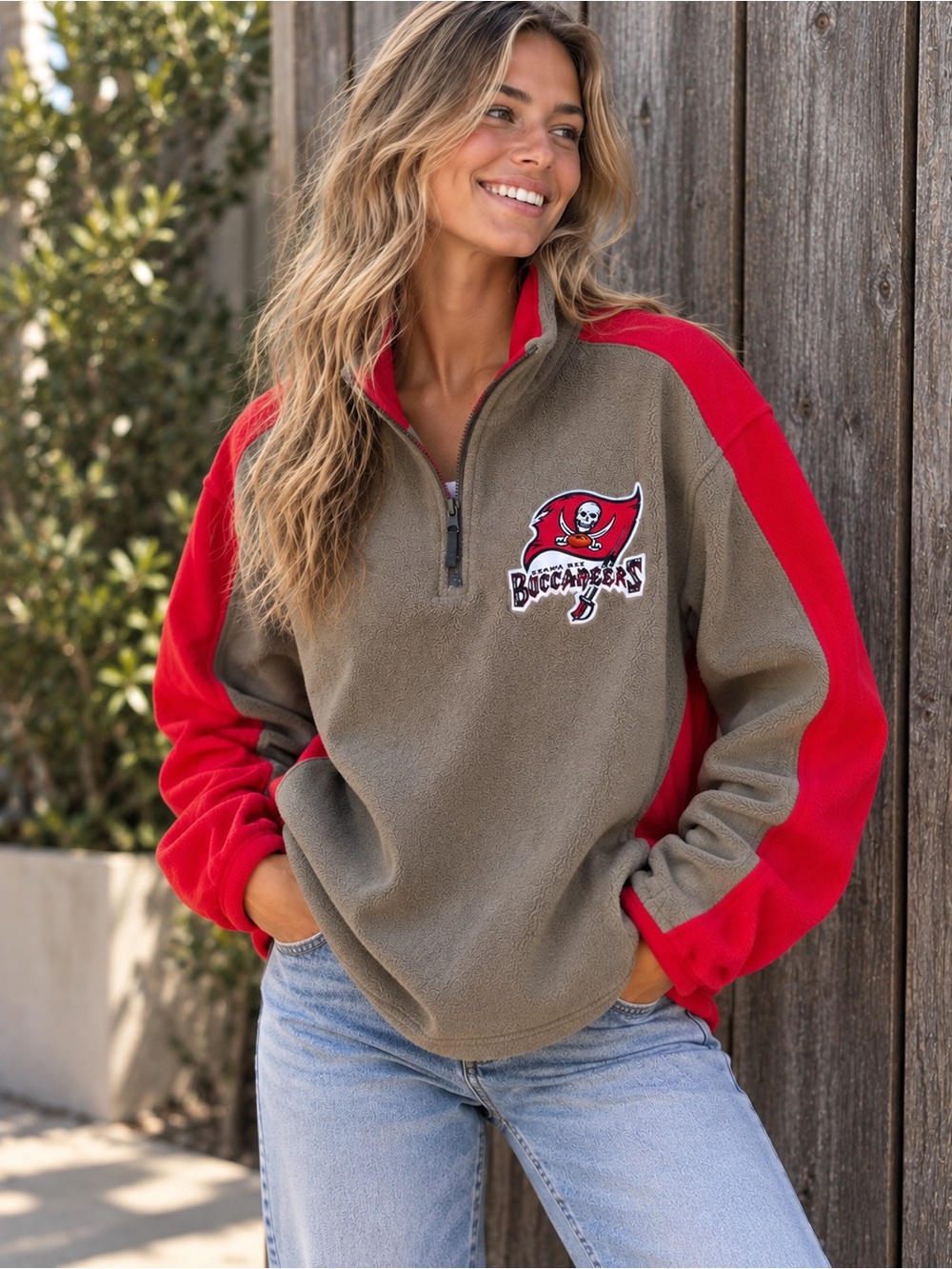 Tampa Bay Buccaneers Reebok NFL Fleece Pullover Size L Red Pewter